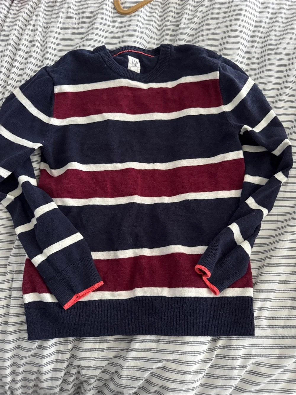 Boys Gap size XL 12 Navy Stripe Crewneck Sweater - Classic Casual